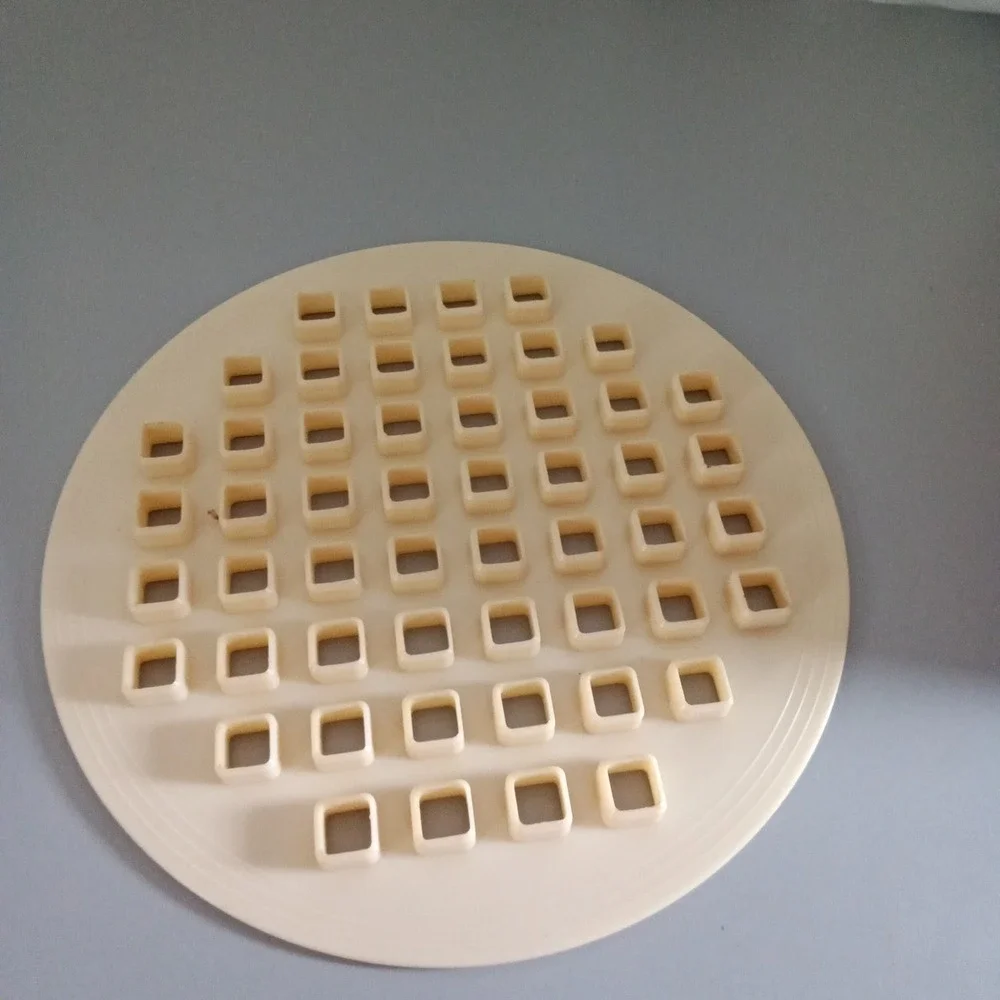 Cream Lattice Pie Crust Cutter 9.5 Inch Square Grid Dough Cutout Mold Tool